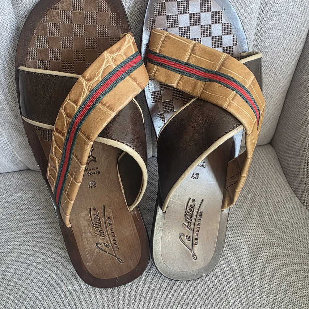 LE BOTTIER Milano Brown and Tan Men's Sandals, size 43, Used.